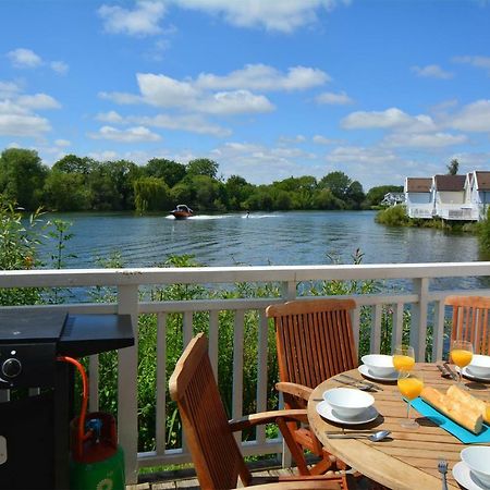 Mallard Lodge Cirencester Zewnętrze zdjęcie