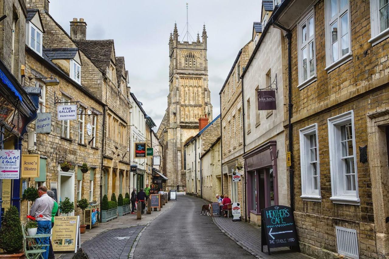 Mallard Lodge Cirencester Zewnętrze zdjęcie